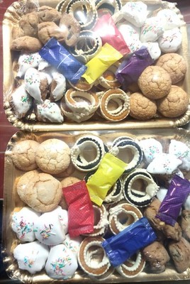 Typical Sardinian desserts ''Il Giglio'' by Sennori (SS)