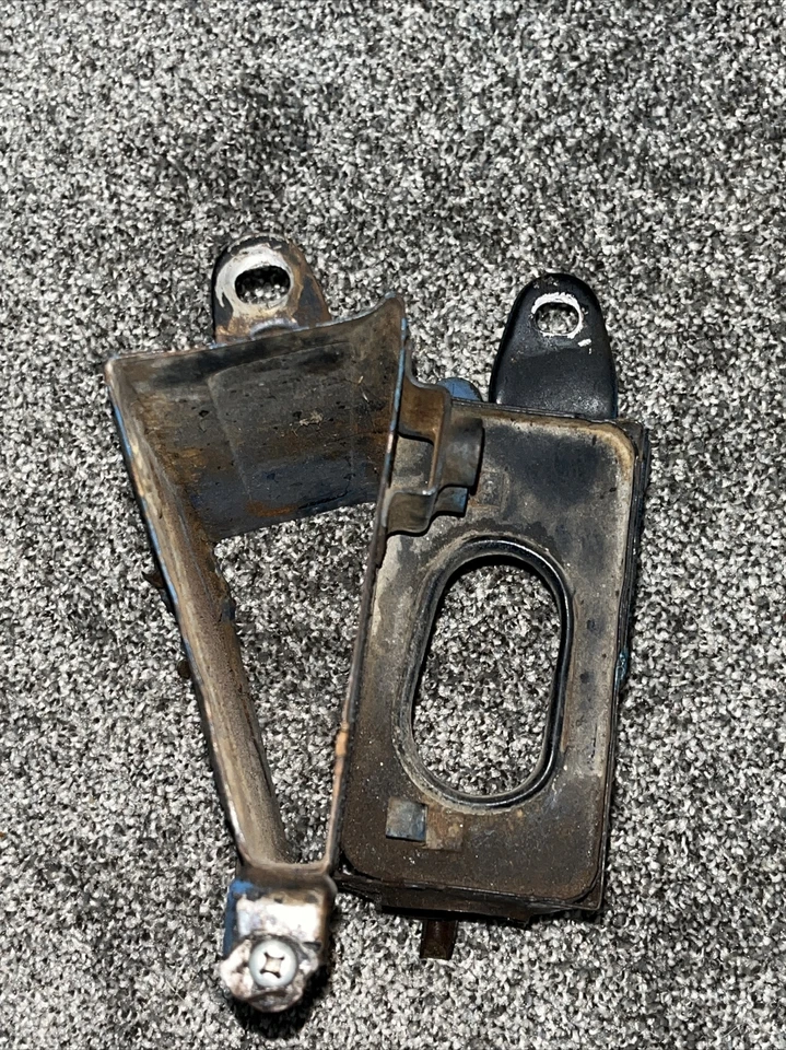 Yamaha YM1 305 1965-66 bandeja de herramientas caja de batería Foto 4 de 4