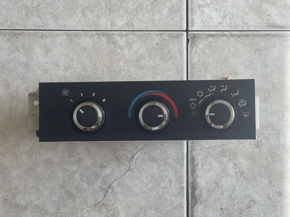 08-17 Chevy Express GMC Savana 2500 3500 aire acondicionado calefacción climatización 15773678 Foto 2 de 4