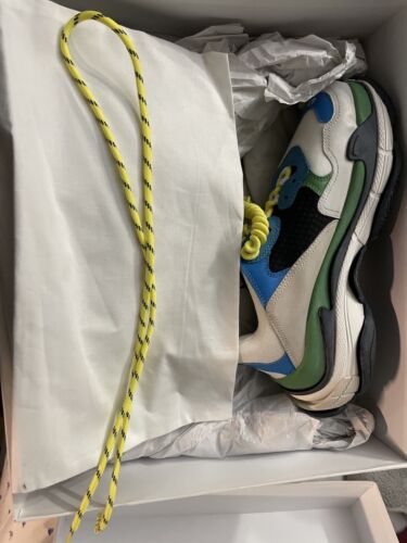 Balenciaga triple s 43 - Gem Balenciaga triple s 43 - Gem