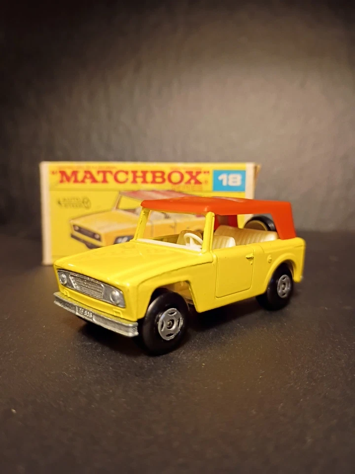 Matchbox #18 Superfast Field Car 1969 "MINT" W/Original F2 Reg Wheel Script Box - Image 2 of 4