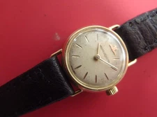 4273 ORIGINAL VINTAGE TINY JAEGER LECOULTRE IN 18K GOLD FOR LADIES, CIRCA 1950
