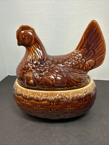 Hull Pottery USA Brown Drip Large Hen Chicken on Nest Bake and Serve Casserole
