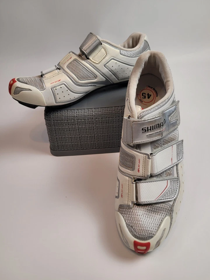 Zapato de ciclismo Shimano Pedaling Dynamics SH-R160W talla 10,5 para mujer (45) blanco/gris Foto 3 de 4