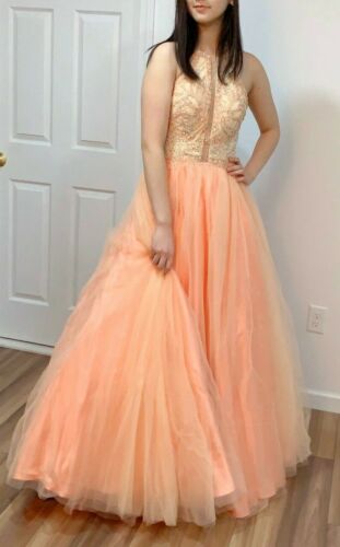 Luxury Halter Beading Peach Long Wedding Dress Ball Gown with Crinoline  - 第 1/6 張圖片