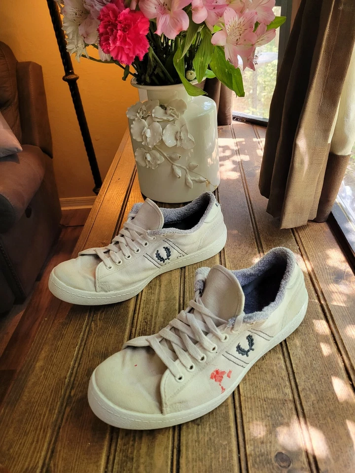 Tenis de Colección Años 80 FRED PERRY ETONICS Parte Superior Baja Blanco/Azul Marino 10 Solo para Exhibición Foto 2 de 4