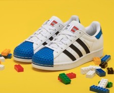 Adidas Superstar J x LEGO H03954 White/Black/Blue Men  s Size 6 / Women 7.5