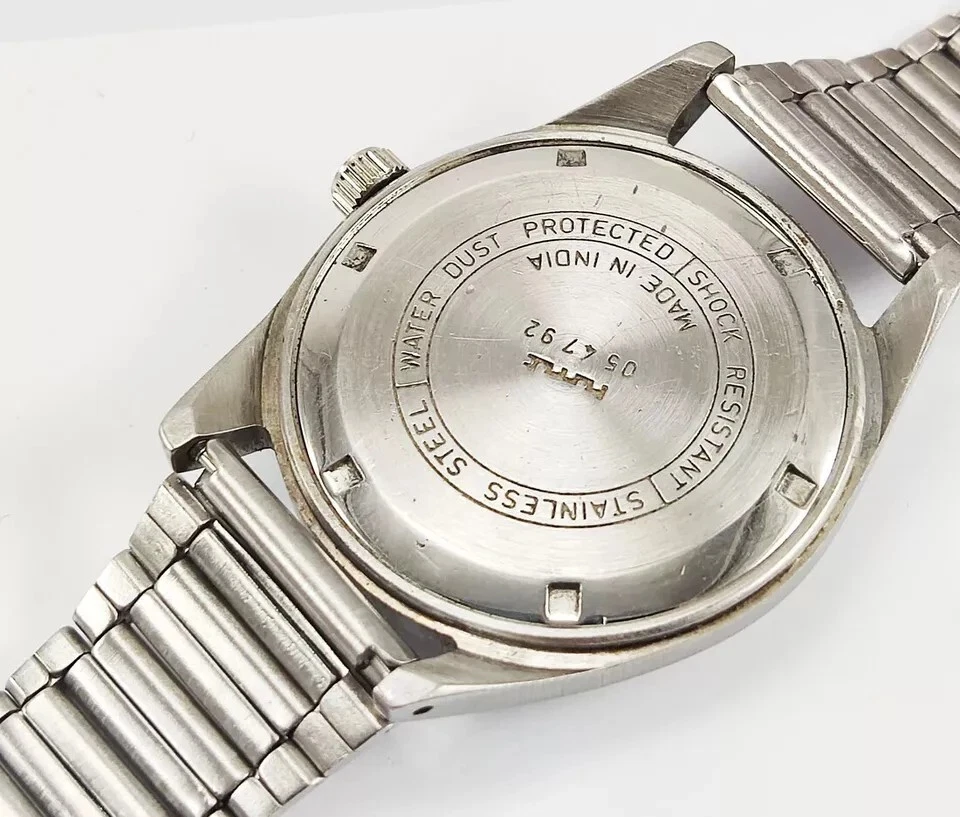 HMT Janata Devanagari Red Dial 17 Jewels Working Handwinding Men's Wrist Watch - Image 3 of 4