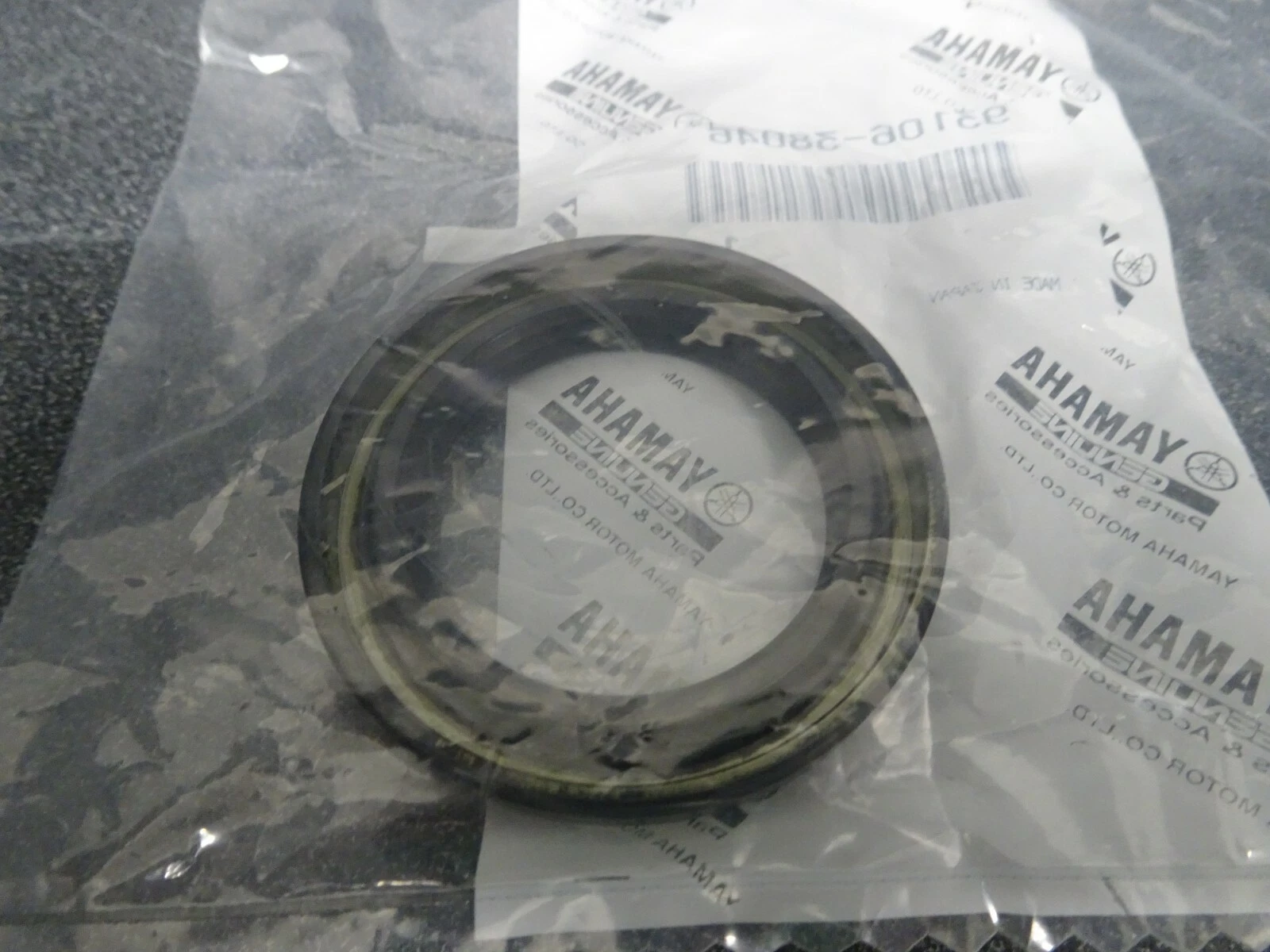 New Yamaha OEM Oil Sea (U49) Fits 200-21 TZFR, Grizz, Rhino, Big Br, 93106-38046