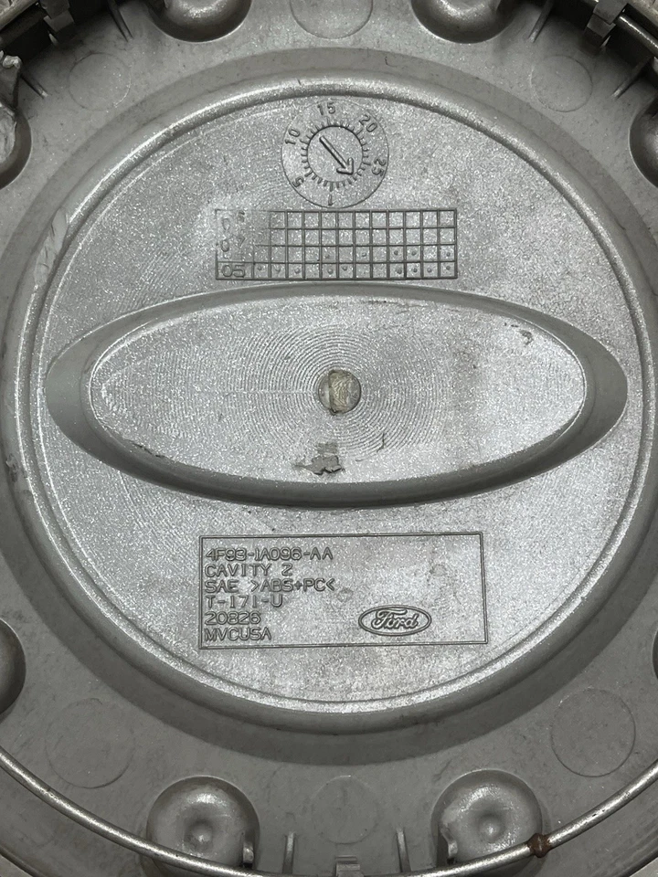 Tapa central de rueda Ford Five Hundred 2005-2007 y Ford Freestyle 4F931A096AA Foto 4 de 4