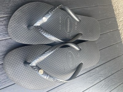 Havaianas Slim Girls Flip Flops with 1 Crystal  Size 2Y EUC