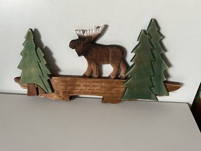 Handgefertigtes Holzschild Baum und Elch
