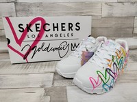 Skechers Damen SchnüRschuh Weiß Mit Bunten Herzchen