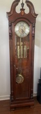 Howard Miller Milles_ Model 610-868_ Moon Dial Westminster Chimes- LOCAL PICKUP!