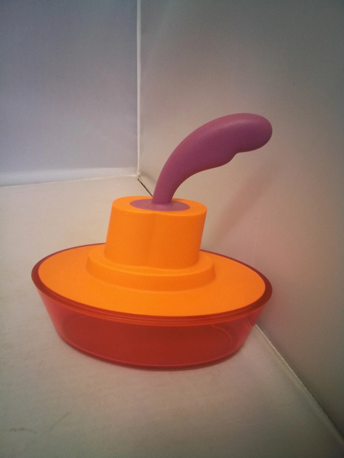 Alessi Pink Orange Ship Shape Butter Dish by Stefano Giovannoni Boat 'Harry' VGC