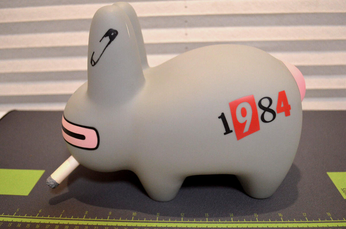 Frank Kozik / Kidrobot - Smorkin' Labbit 10
