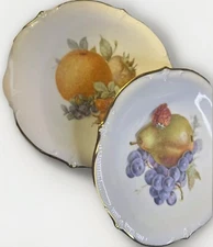 Schumann Fruit Dessert Plates Bavaria Germany  Porcelain Gold Trim 7.5" Set of 2