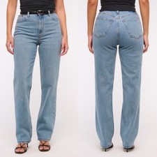 Abercrombie Fitch Curve Love Ultra High Rise 90s Straight Jean Size 32