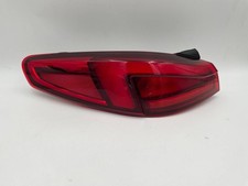 BMW 2 F44 2020 Hinten links Rückleuchte Heckleuchte 7465465 AJT17459