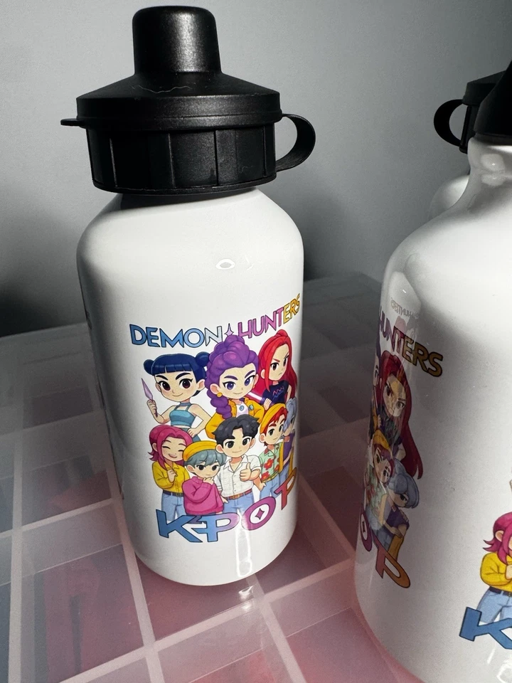 K-POP DRINKS WATER BOTTLE CHILDRENS TEENS SCHOOL LUNCH MUSIC FAN GIFT NOVELTY - Image 3 of 4