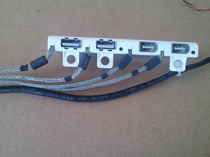 Apple 23" A1082 Cinema HD Display DVI USB FIREWIRE CABLE assembly - Image 2 of 3