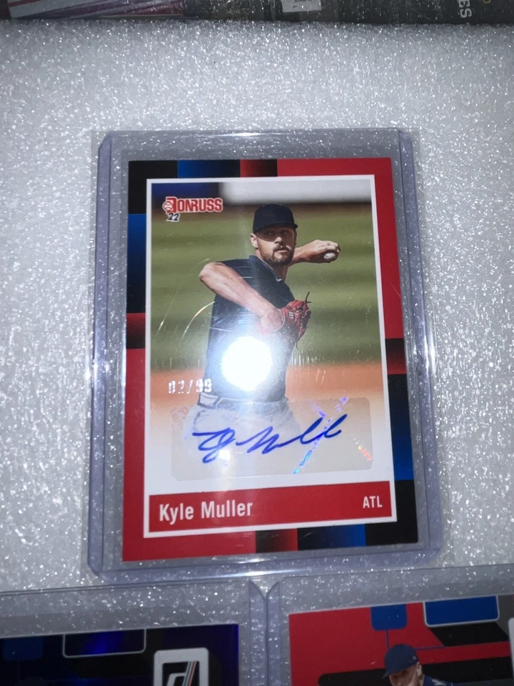 Kyle Muller 2022 Donruss red 1988 retro autograph #/99 & Rated Rookie # /2022 🟣 - Image 2 of 4