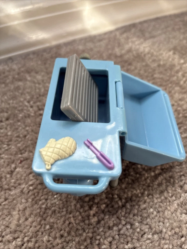 Fisher price loving dollhouse toy girl - Image 4 of 4