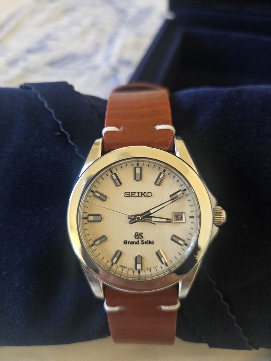 美品　グランドセイコー　SBGF017 Grand Seiko SBGF017 Tatami Dial Quartz 8J56 – Rare Textured Dial
