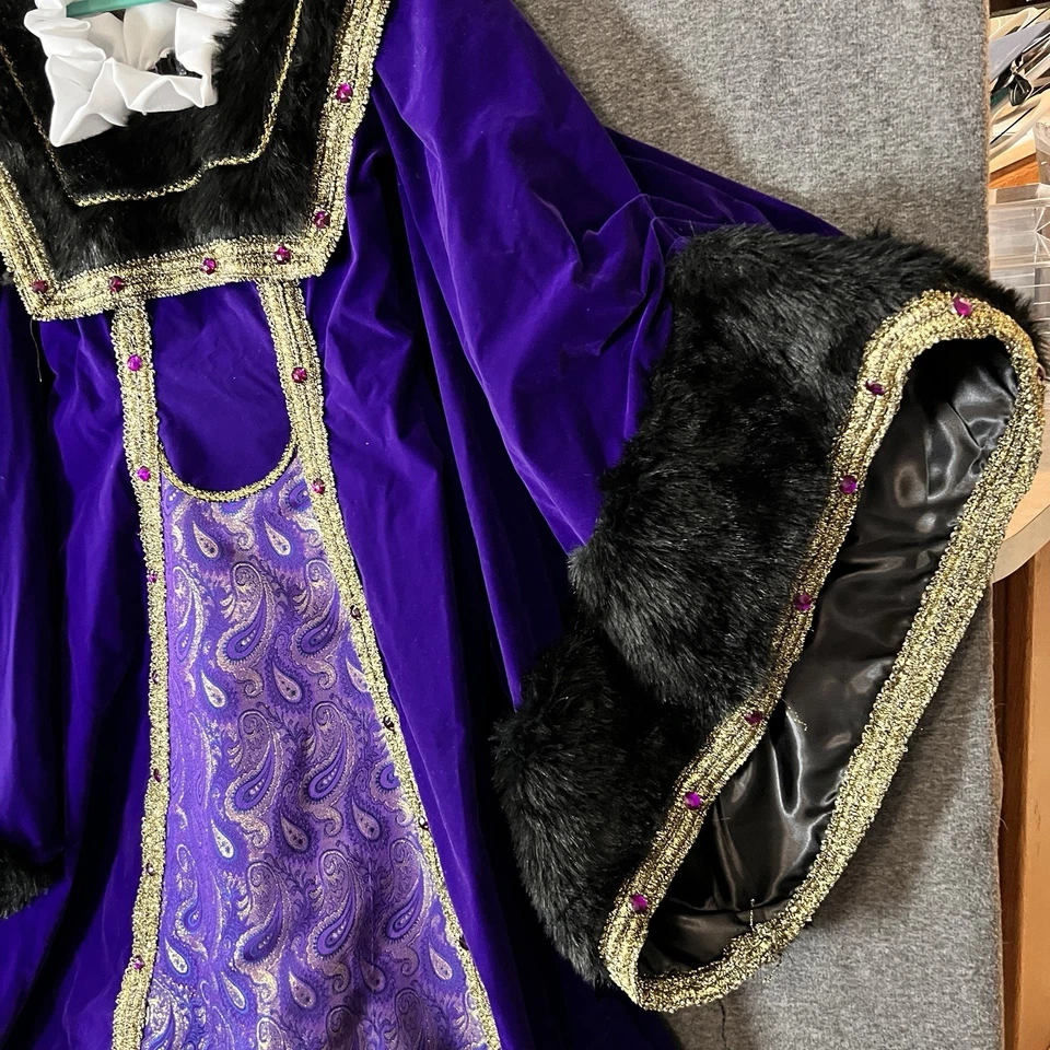Rubies Renaissance Dress Princess Costume Purple Velvet Vintage Medieval RARE S - Image 4 of 4
