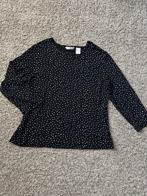 Classic Black Dot 3/4 Sleeve Top Size s