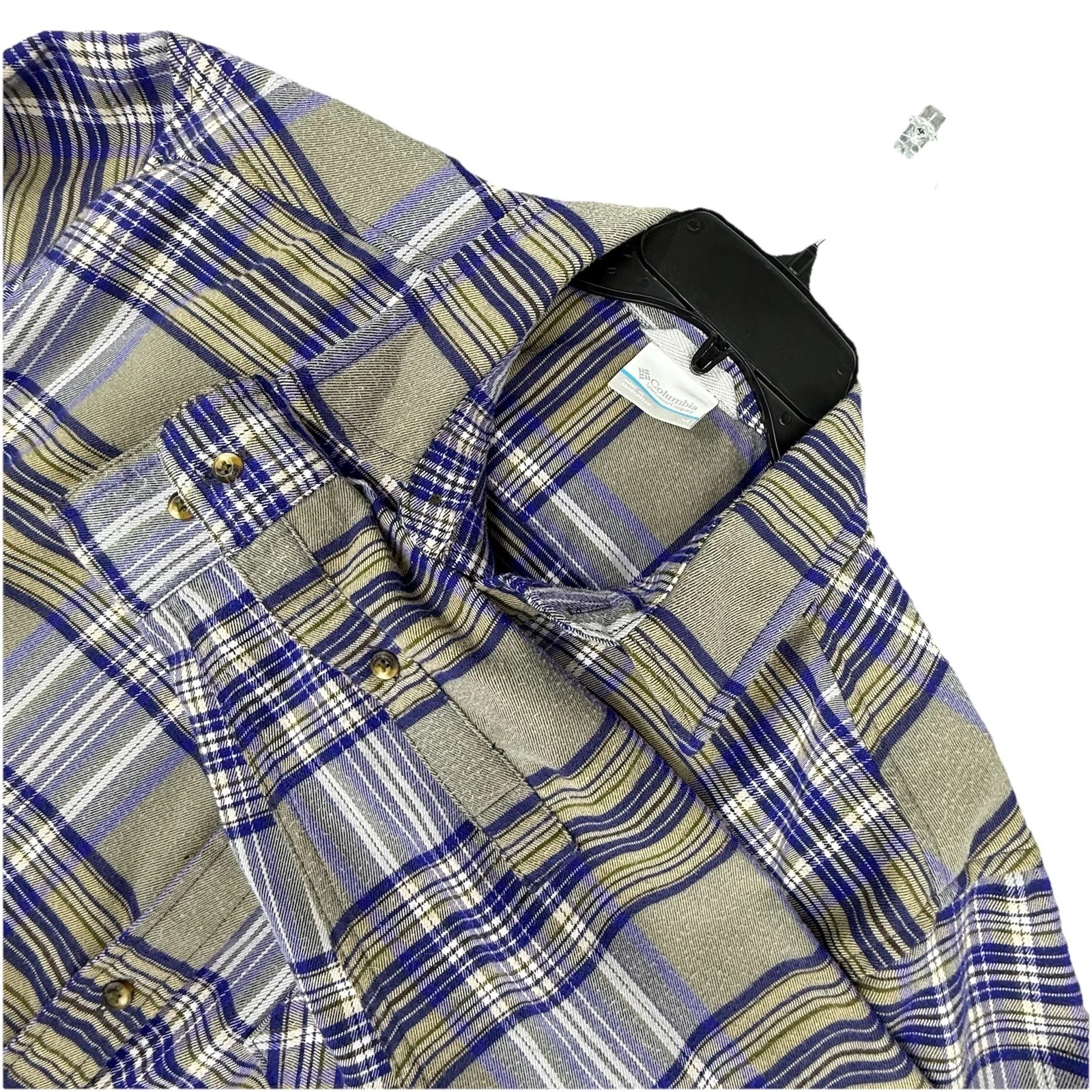 Columbia Flannel Plaid Shirt Sz Medium Gray Purple Long Sleeve Mens
