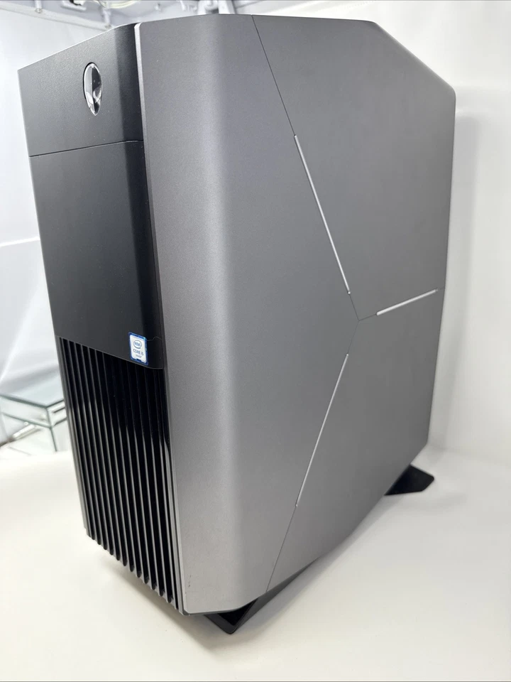 Alienware Aurora R5 Desktop Case - Case Only With Box - Image 2 of 4