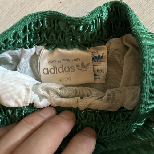 VINTAGE ADIDAS 1980'S NYLON RUNNING FOOTBALL SHORTS Green SIZE 26 ADULT Road - Picture 3 of 7