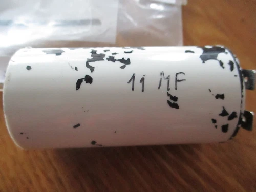 Capacitor 11MF Unspecified #9