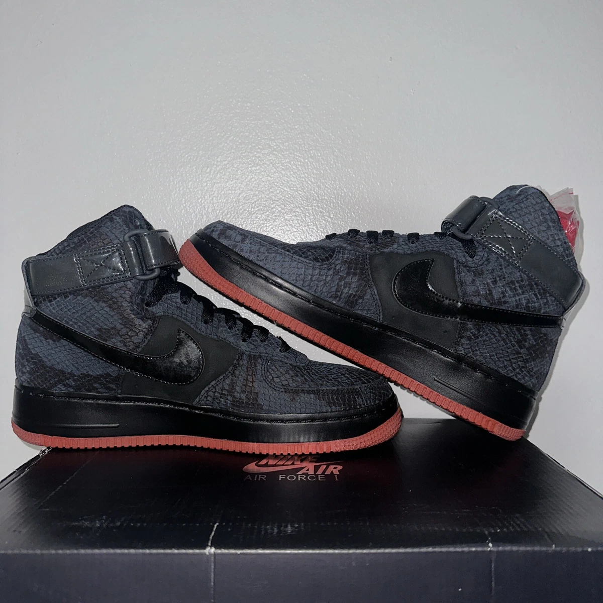 Preços baixos em Nike Air Force 1 Supreme High Eddie Cruz | eBay