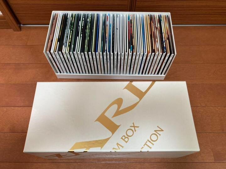 ZARD PREMIUM BOX 1991-2001 ファンクラブ会員限定品 ZARD Premium Box CD Single Collection 1991-2001 Fan Club