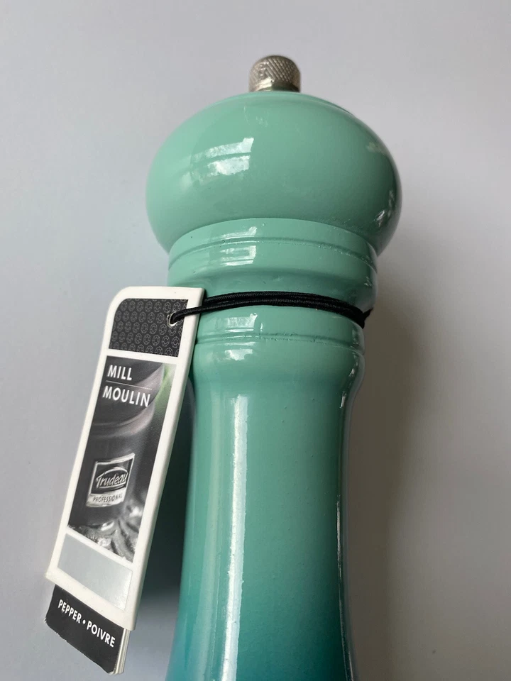 Trudeau Pepper Mill Modern Blue/Green Turquoise Kitchen Decor Brand New Wooden ! — 第 2/4 张图片