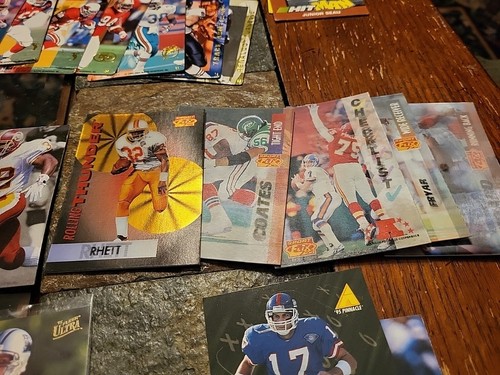 Huge Football Sports Cards Lot, More Just Added, 600 Count - Picture 10 of 24
