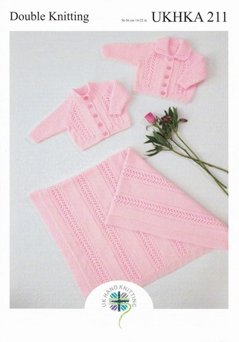 UKHKA 211 Cardigan e coperta per bambini modello a maglia in DK 14-22" (36-56 cm) - Foto 3 di 3