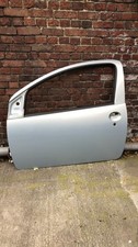 Porte avant et accessoires Toyota AYGO