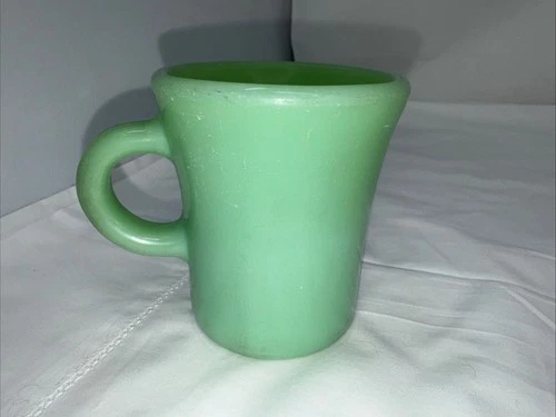 Vinage Fire King Jadeite Oven Ware C Handled Coffee Mug/Cup 3 1/2” Tall 3” Wide