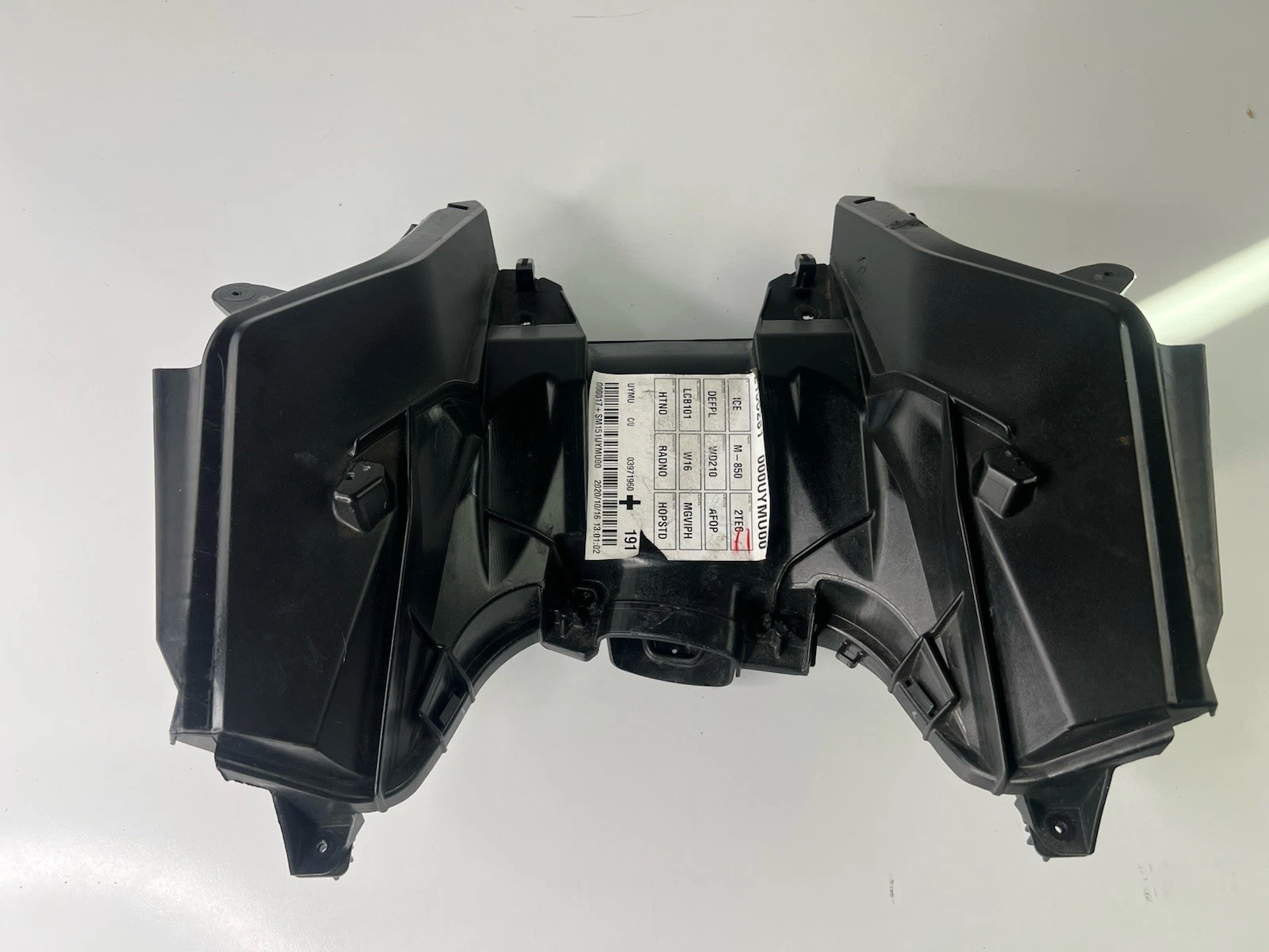 2021 Skidoo Backcountry XRS 850 146” Air Intake Duct Box 508000915