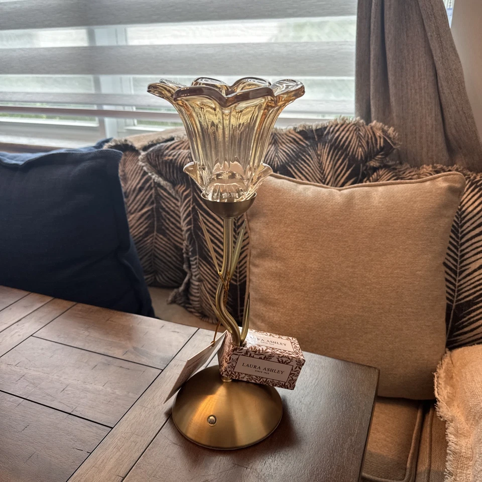 New Laura Ashley Flower Tiffany Style Lamp Gold Rechargeable Touch Lamp - Image 2 of 4