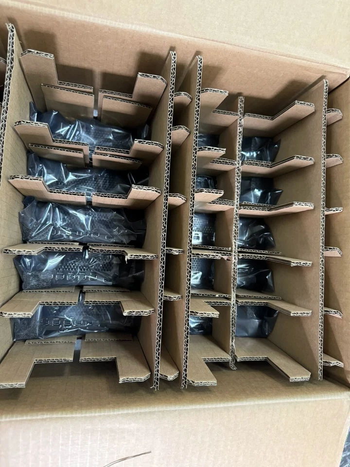 New AMD Radeon Pro W5700 100-506085 8GB 256-Bit GDDR6 Workstation Video GPU Card - Image 4 of 4