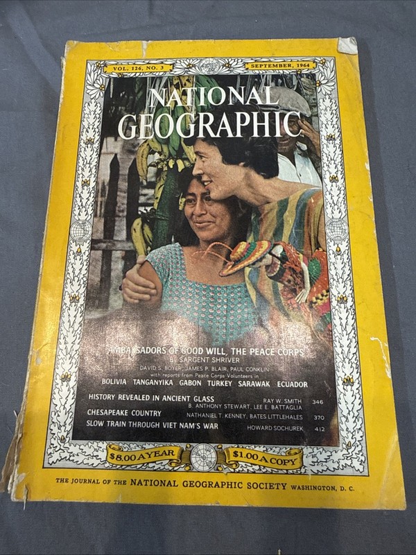VINTAGE NATIONAL GEOGRAPHIC September 1964 PEACE CORPS Ancient Glass VIET NAM