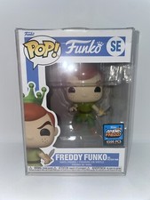Funko Pop Freddy Funko as Peter Pan LE 4500 Arena Freddy Wondercon + Protector
