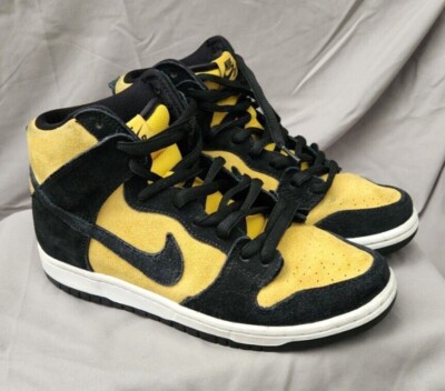 Nike Dunk SB High Pro Black-Varsity Maize WITH ORIGINAL BOX  USED