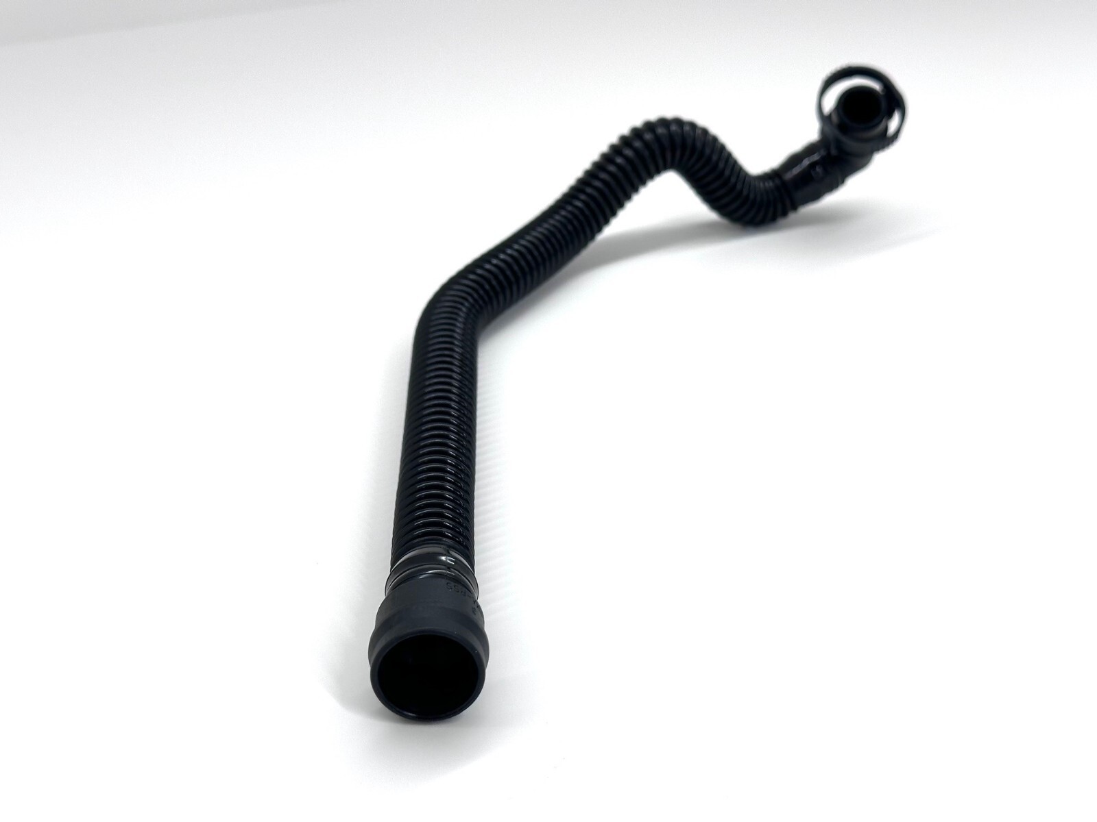 Lamborghini Aventador Vent Hose for Cylinder Head Cover Brand New OEM 470103223