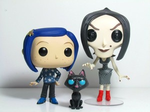 coraline with cat pop