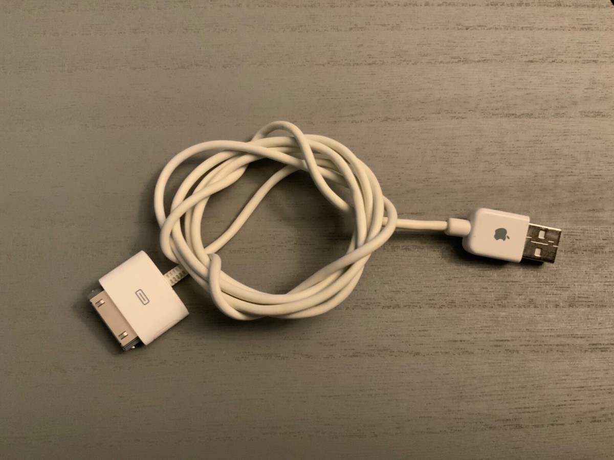 Apple iPod 30 pin (GENUINE APPLE PRODUCT) PLEASE READ DESCRIPTION